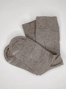 Lightweight Gray Crew Socks [Medium]