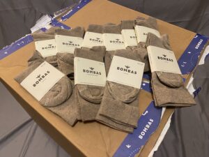 Lightweight Gray Crew Socks [Medium]