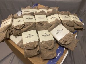 Lightweight Gray Crew Socks [Medium]