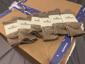Lightweight Gray Crew Socks [Medium]