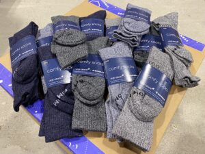 Virgin Atlantic [Large] Calf Socks Assorted Gray & Blue