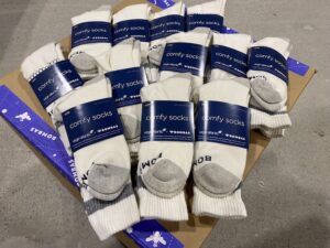 Virgin Atlantic [Large] Vintage Stripe Calf Sock Gray and White