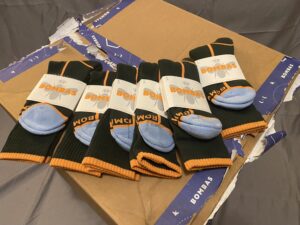 Neon Tipping Border Midnightolive Medium Calf Socks